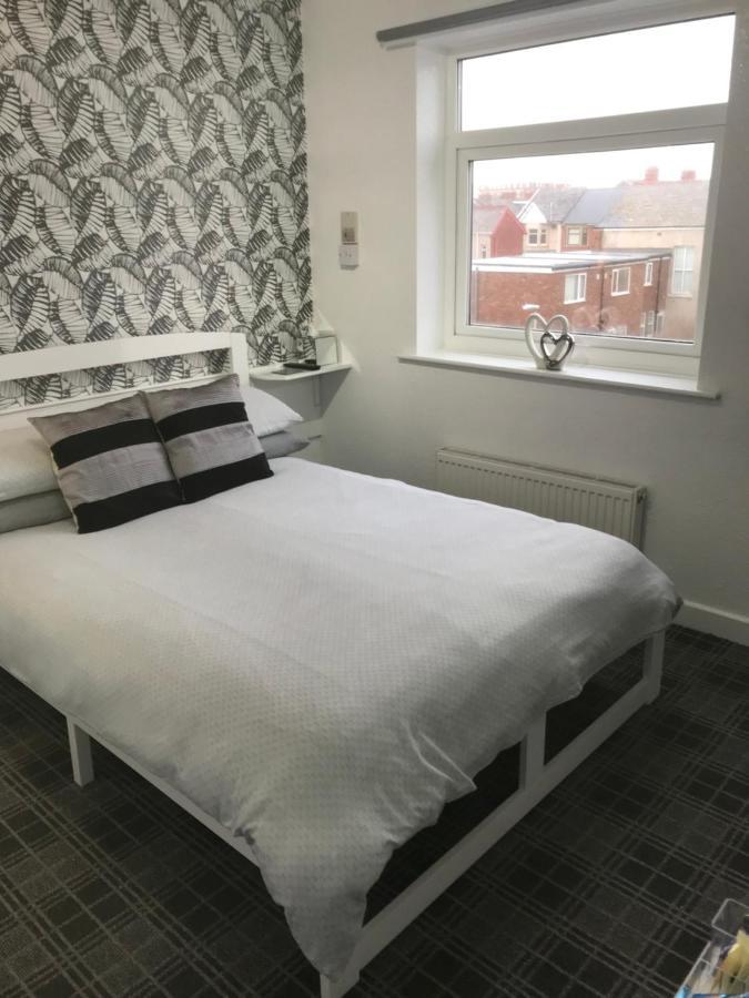 Number 40 - No Multiple Room Bookings Blackpool Zewnętrze zdjęcie