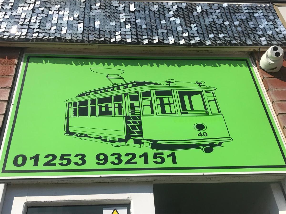 Number 40 - No Multiple Room Bookings Blackpool Zewnętrze zdjęcie